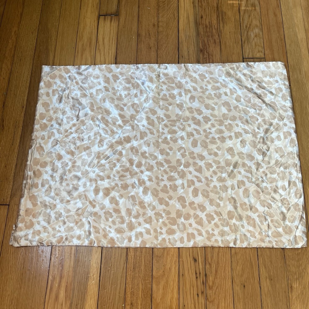Kitsch Beauty Leopard 100% Satin Standard Pillowcase 26" x 19" Zip Closure